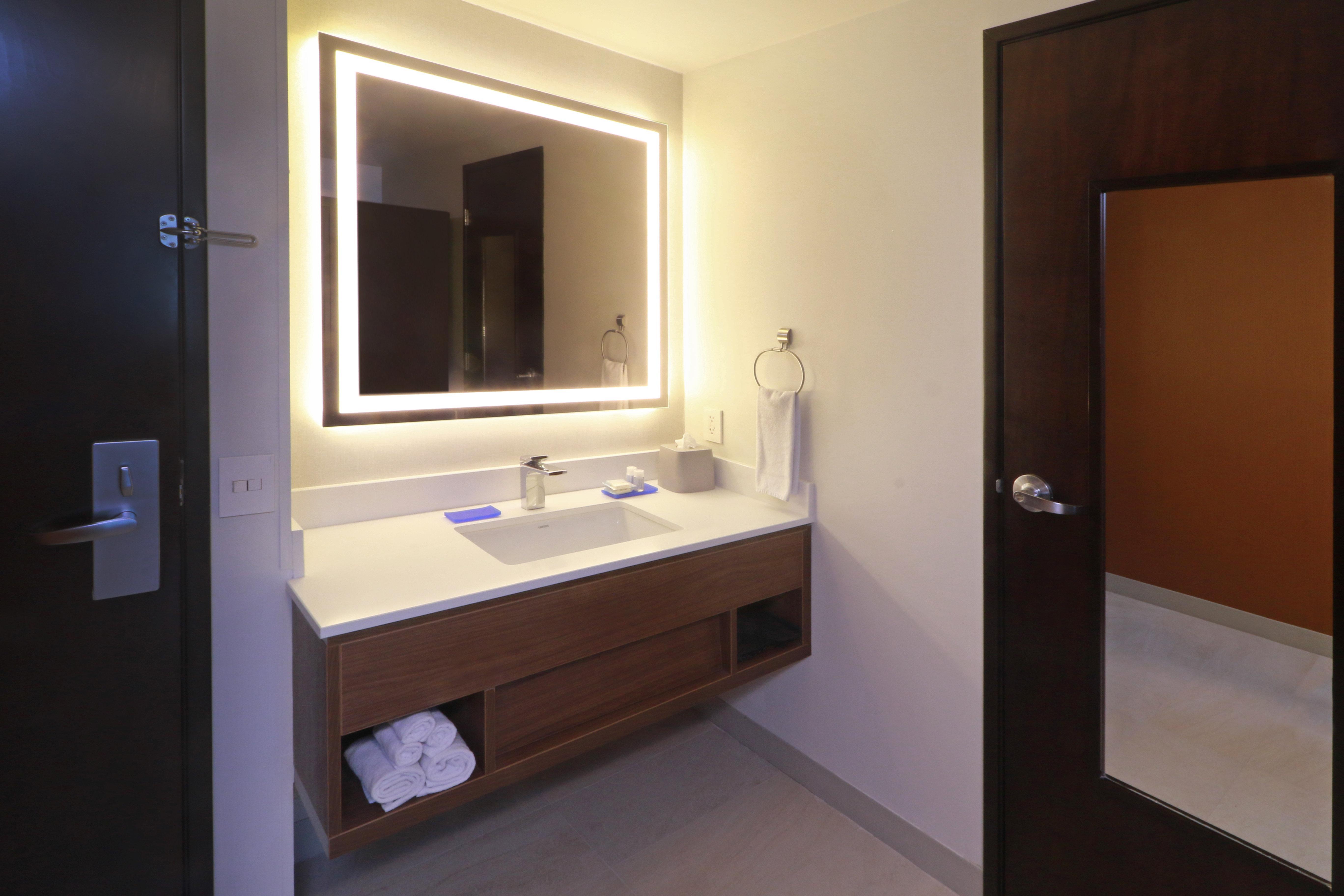 Holiday Inn Express Guadalajara Iteso By Ihg Сапопан Экстерьер фото